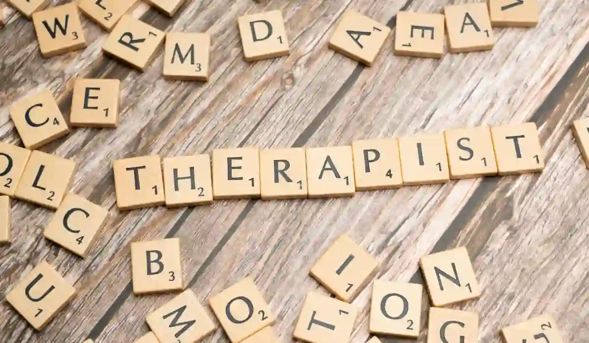 can a therapist prescribe medication
